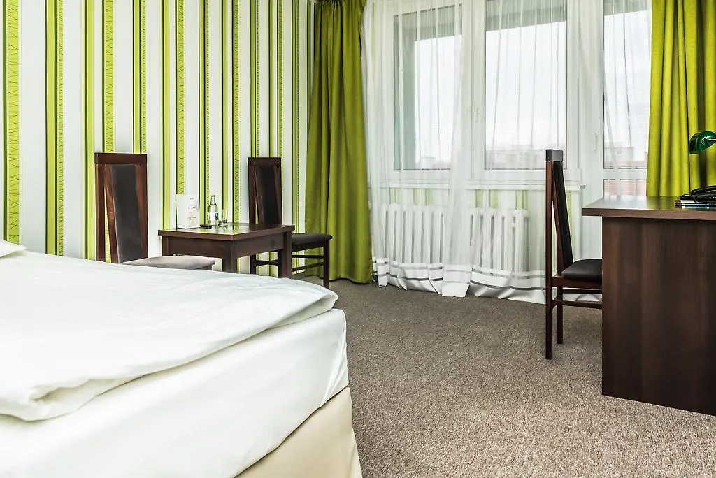 Отель Four Points By Sheraton Вроцлав