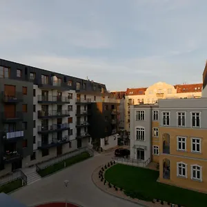 Apple Апартаменты