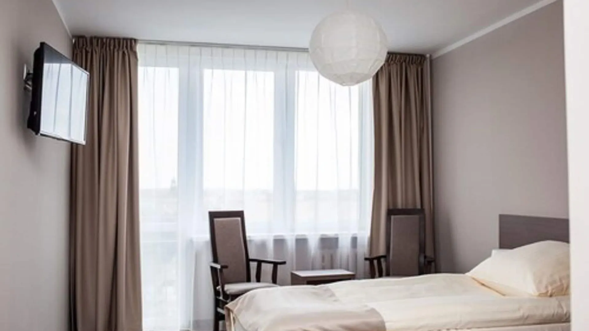 Four Points By Sheraton Breslavia Hotel
